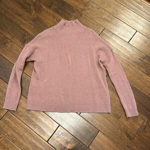 Women’s sweater